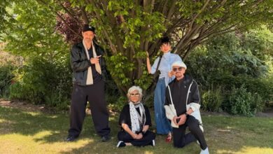 Saba Azad joins beau Hrithik Roshan on his intimate family vacation with Rakesh Roshan in France Saba Azad joins beau Hrithik Roshan on his intimate family vacation with Rakesh Roshan in France