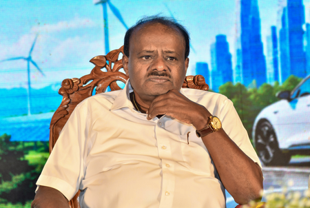Kumaraswamy accuses K’taka govt of suppressing farmer suicide cases Kumaraswamy accuses K’taka govt of suppressing farmer suicide cases