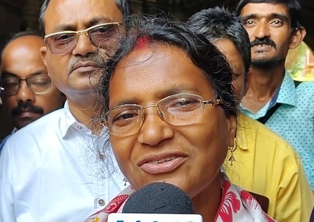 Respect at Bengal State Secretariat is ‘sign of victory’, says RG Kar victim’s mother Ratna Debnath Respect at Bengal State Secretariat is ‘sign of victory’, says RG Kar victim’s mother Ratna Debnath