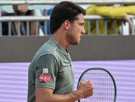Italian Open: Darderi stuns Zverev, saves four match points to book a quarterfinal spot