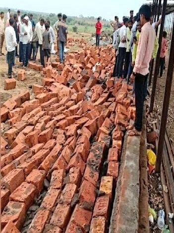 Six killed as temple wall collapses in Sangli amid heavy rain; PM Modi expressed grief