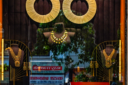 India’s organised gold jewellery retail sector to achieve 20-25 pc revenue growth this fiscal: Report
