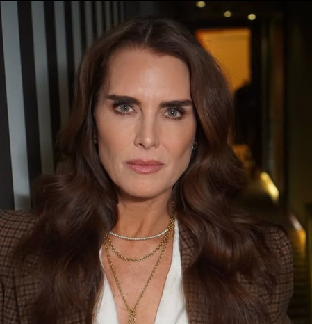 Brooke Shields sheds light on her teenage discomfort