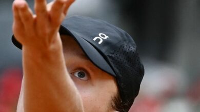 Italian Open: Swiatek storms into semifinals with commanding win over Pegula