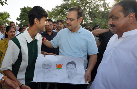 Rajasthan CM’s morning stroll in village, distributes chocolates to kids on way to school