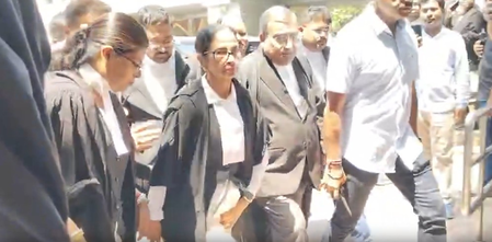 Mamata Banerjee in lawyer’s robes at Calcutta HC to argue PIL on post-poll violence