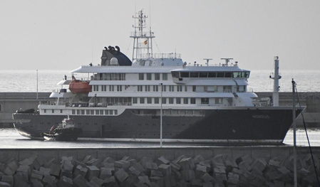 Most crew members aboard MV Hondius to undergo quarantine in Netherlands upon arrival
