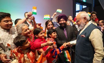 PM Modi shares some glimpses from warm welcome by Indian diaspora in Netherlands