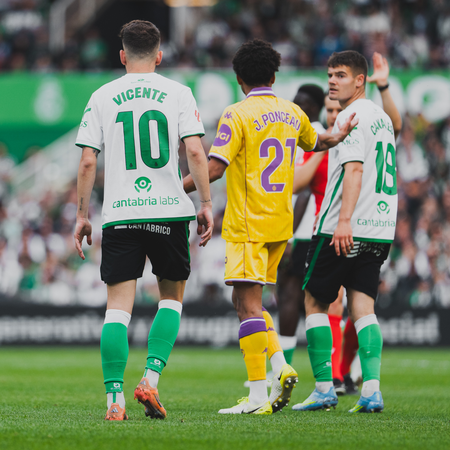Racing Santander returns to La Liga after 14 years Racing Santander returns to La Liga after 14 years