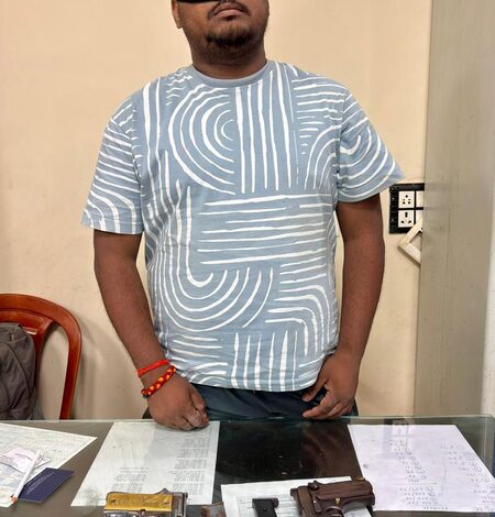 Kolkata Police arrest man with firearms, cartridges