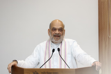 Gujarat: Amit Shah recalls 1982 Patan visit, praises scientific design behind Patola weaving