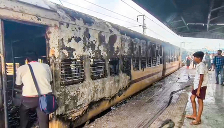 Fire breaks out in passenger train at Sasaram station, no casualties reported (Ld)