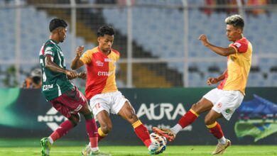 ISL 2025-26: East Bengal in pole position after Derby draw against Mohun Bagan