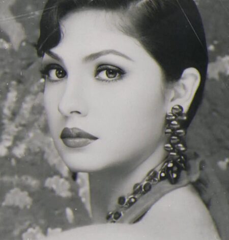 Pooja Bhatt turns flapper girl from the Gatsby era in retro-inspired picture
