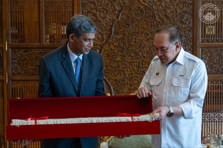 Malaysian PM vows to strengthen ‘good relationship’ with India for mutual benefit, regional stability