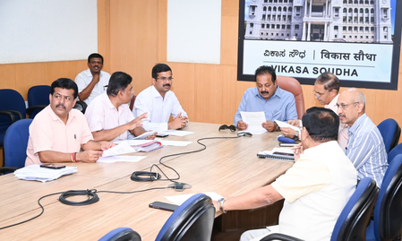 K’taka warns of fertiliser shortage for monsoon crops amid global instability