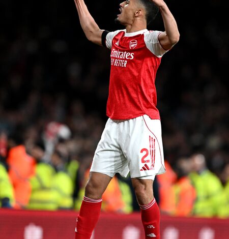 Premier League: Arsenal edge Burnley to move five points clear at top