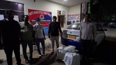 Delhi: ANTF Shahdara apprehends liquor supplier; 1,200 quarters of illicit liquor seized Delhi: ANTF Shahdara apprehends liquor supplier; 1,200 quarters of illicit liquor seized