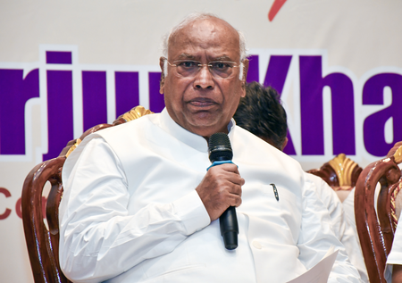 Kharge attacks Centre over fresh fuel price hike, says shifting burden of failures onto public Kharge attacks Centre over fresh fuel price hike, says shifting burden of failures onto public