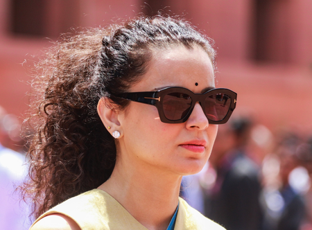 Kangana Ranaut urges women to be independent: Indian society is notorious for abandoning daughters Kangana Ranaut urges women to be independent: Indian society is notorious for abandoning daughters