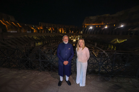 PM Modi visits Colosseum in Rome with Italian counterpart Meloni PM Modi visits Colosseum in Rome with Italian counterpart Meloni