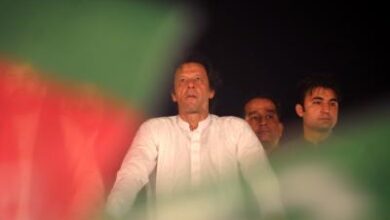 Pakistan: PTI stages sit-in protest after police stop them from meeting Imran Khan