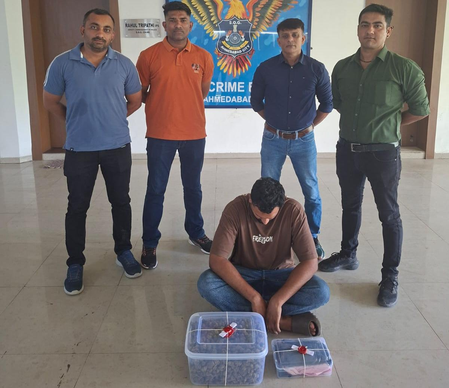 Gujarat: One held with hybrid ganja valued at Rs 69.12 lakh Gujarat: One held with hybrid ganja valued at Rs 69.12 lakh