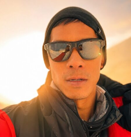 US diplomat in Nepal summits Mt. Everest