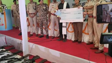 Biggest ever mass surrender in Jharkhand as 27 Maoists lay down arms