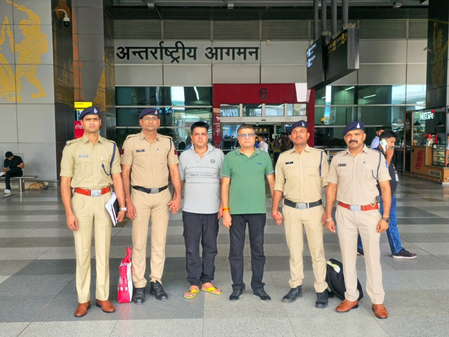 Dewas firecracker factory blast: Main accused Mukesh Vij arrested at Delhi airport Dewas firecracker factory blast: Main accused Mukesh Vij arrested at Delhi airport