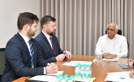 Gujarat CM, Russian Consul General discuss expansion of maritime, education ties