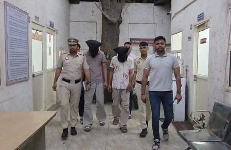 Delhi: Cyber fraudsters held for running nationwide online ‘spiritual healing’ scam Delhi: Cyber fraudsters held for running nationwide online ‘spiritual healing’ scam