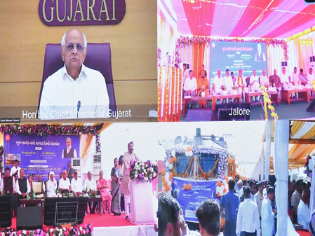 Kutch gets direct Delhi rail link as Bhuj-Delhi Express service launched Kutch gets direct Delhi rail link as Bhuj-Delhi Express service launched