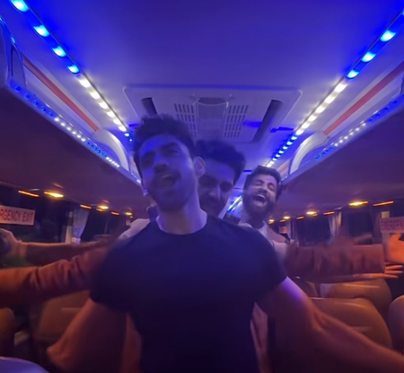 Rithvik Dhanjani, Avinash Mishra, Karan Wahi groove to SRK’s track ‘Woh Ladki Jo’ Rithvik Dhanjani, Avinash Mishra, Karan Wahi groove to SRK’s track ‘Woh Ladki Jo’