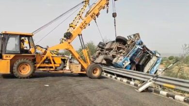 40 injured after sleeper bus overturns on Delhi-Mumbai Expressway in Rajasthan’s Alwar 40 injured after sleeper bus overturns on Delhi-Mumbai Expressway in Rajasthan’s Alwar