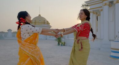 ‘Phool Pishi O Edward’ song ‘Aampata Jaampata’ shows Raima Sen peeling back the layers of heartbreak