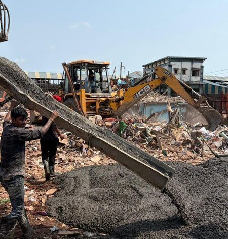 Demolition drive at Mumbai’s Bandra complete, Railways clear encroachments for infra expansion Demolition drive at Mumbai’s Bandra complete, Railways clear encroachments for infra expansion