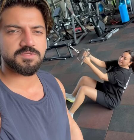 Sonakshi Sinha gets stuck in the middle of her workout, thanks to husband Zaheer Iqbal