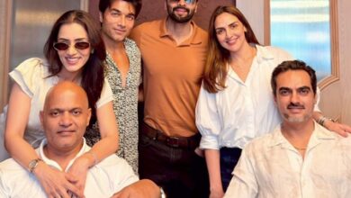 Esha Deol reunites with ex-husband Bharat Takhtani over lunch with close friends