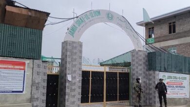 NIA conducts searches in Kashmir, raids ex-Jamaat chief’s residence NIA conducts searches in Kashmir, raids ex-Jamaat chief’s residence