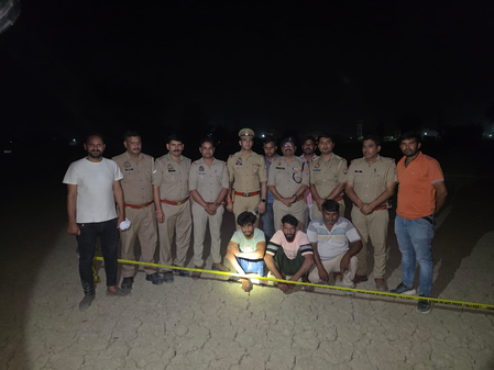 Three cattle thieves injured in police encounter in UP’s Mathura; cash, weapons recovered Three cattle thieves injured in police encounter in UP’s Mathura; cash, weapons recovered