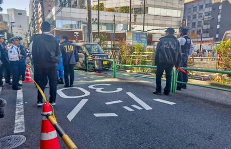 Over 20 people feel sick after possible spraying incident in Tokyo Over 20 people feel sick after possible spraying incident in Tokyo