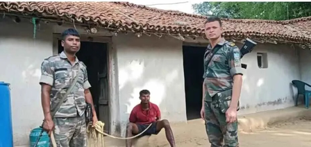 Man hacks father and wife to death with axe in Jharkhand’s Lohardaga, 3-year-old daughter critical Man hacks father and wife to death with axe in Jharkhand’s Lohardaga, 3-year-old daughter critical