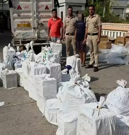 Delhi Police busts inter-state liquor smuggling syndicate, illicit liquor worth Rs 1.5 crore recovered