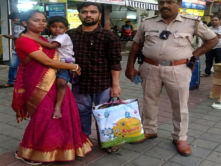 Three-year-old child reunited with parents after swift action by B’luru Police Three-year-old child reunited with parents after swift action by B’luru Police