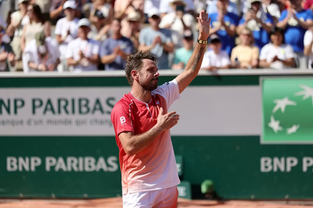 French Open: Wawrinka’s last campaign ends with emotional loss French Open: Wawrinka’s last campaign ends with emotional loss