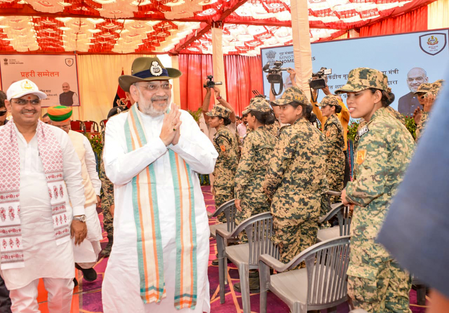 BSF needs new perspective amid evolving threats: HM Amit Shah (Lead) BSF needs new perspective amid evolving threats: HM Amit Shah (Lead)