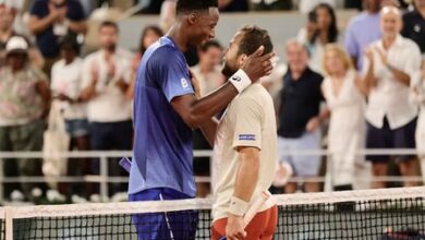 Monfils bids adieu to Roland Garros as Gaston prevails in opener