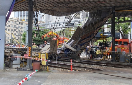 South Korea: Death toll rises to three in Seoul overpass collapse South Korea: Death toll rises to three in Seoul overpass collapse