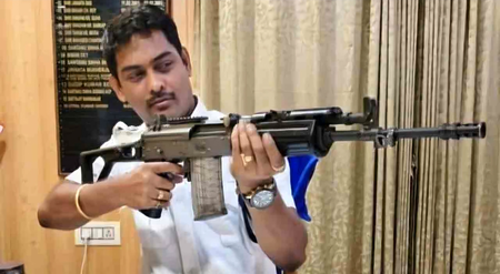 Bengal: Former Kalighat PS OC sent to state secretariat after suspension row Bengal: Former Kalighat PS OC sent to state secretariat after suspension row